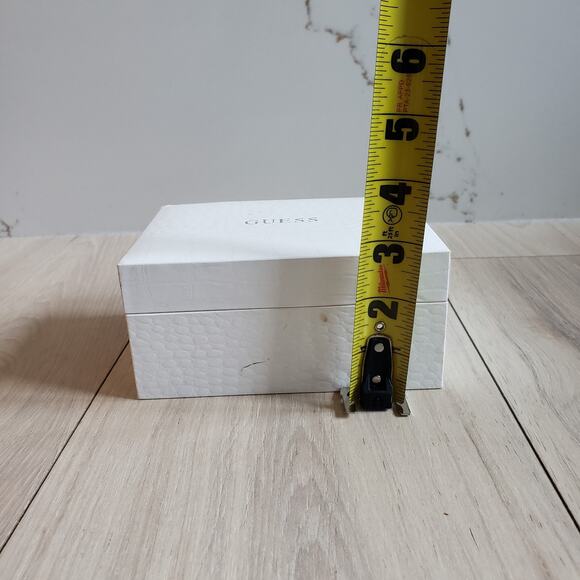 Guess Watch Set Womens U95176L1 Silver Dial 28mm + Interchange Straps - Picture 7 of 8